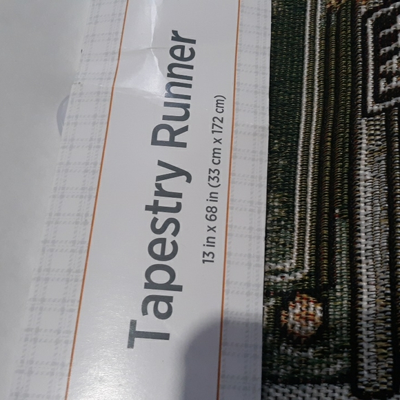 😇 Tapestry table runner and table cloth bundle - Picture 4 of 7